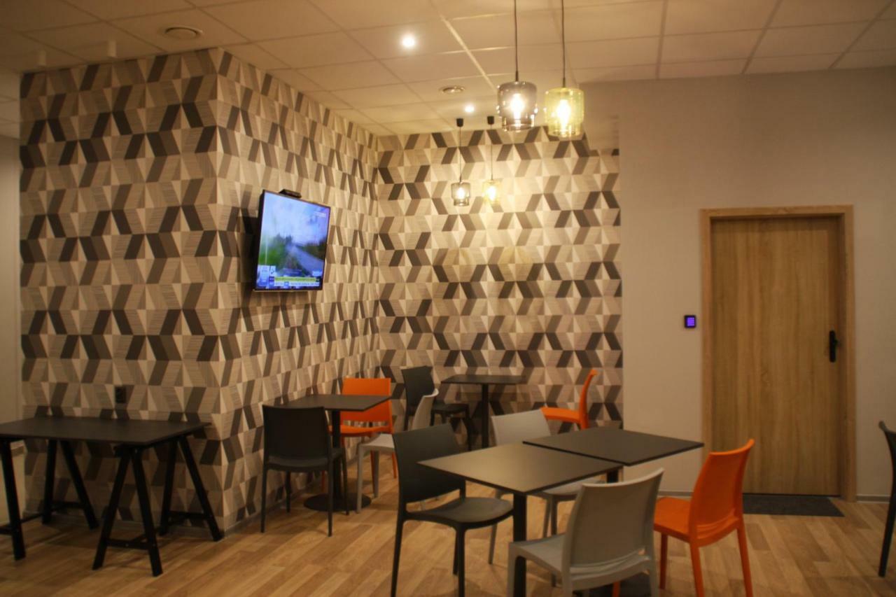 Hostel Center *