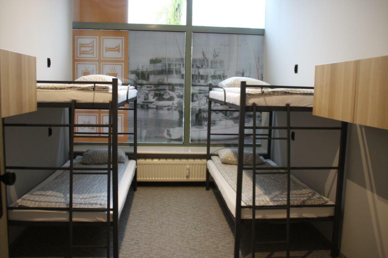 Center Hostel *