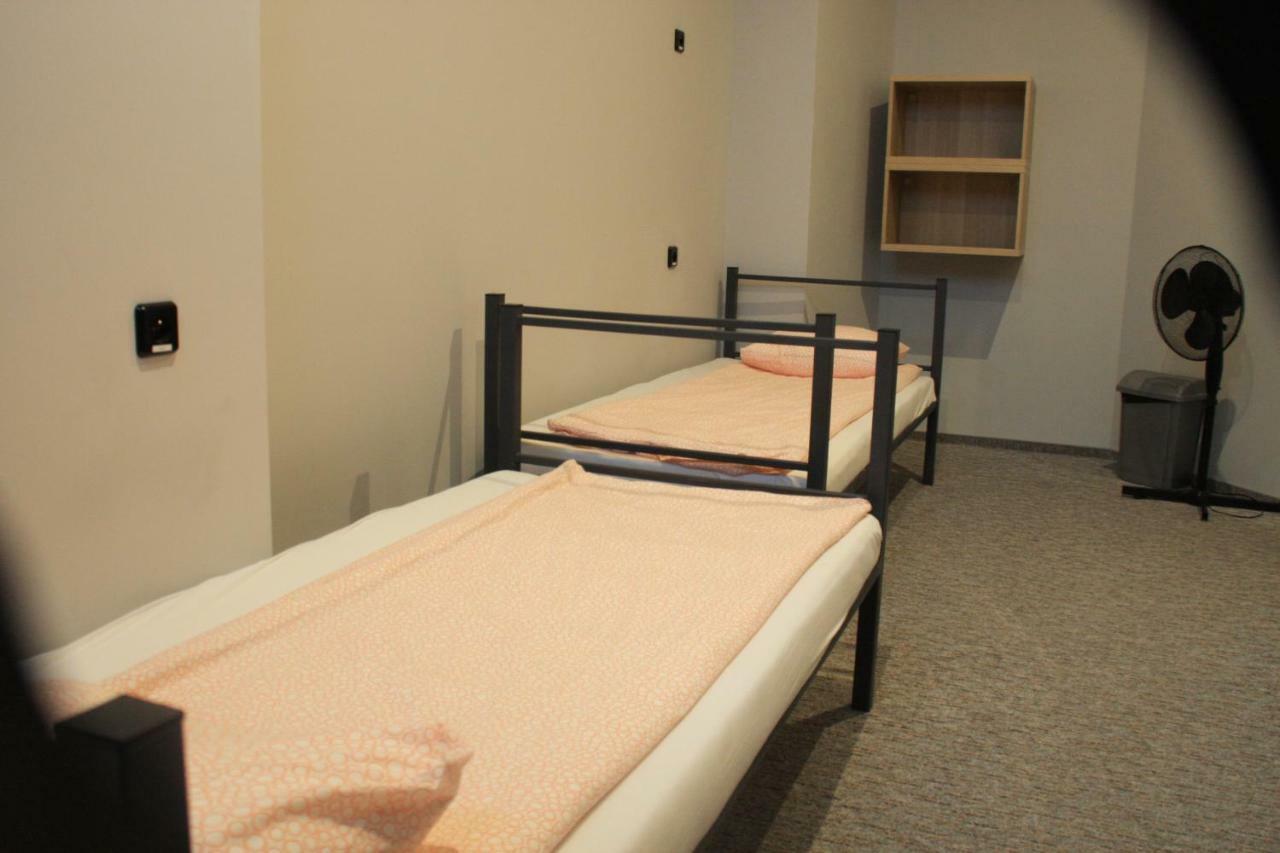 Center Hostel *