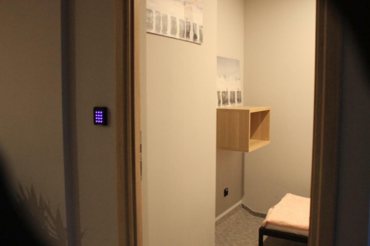 Center Hostel *